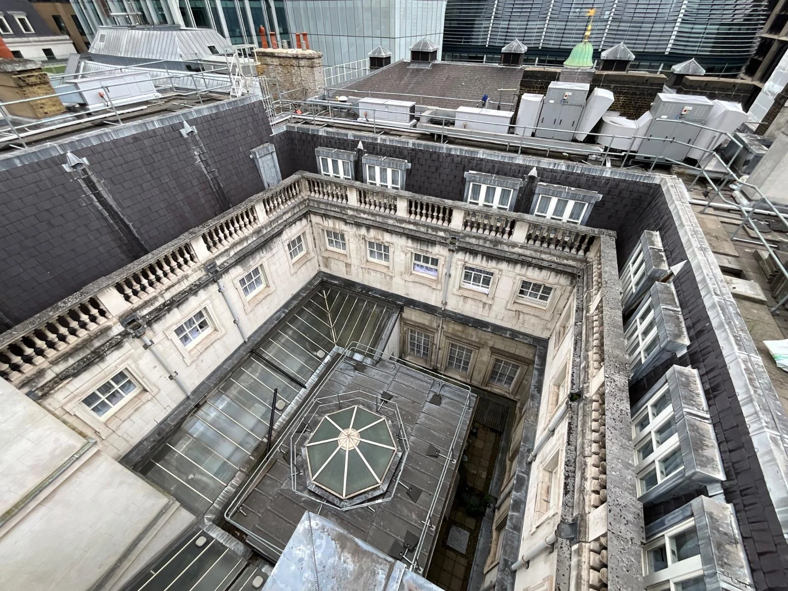 Mansion House roof and internal courtyard